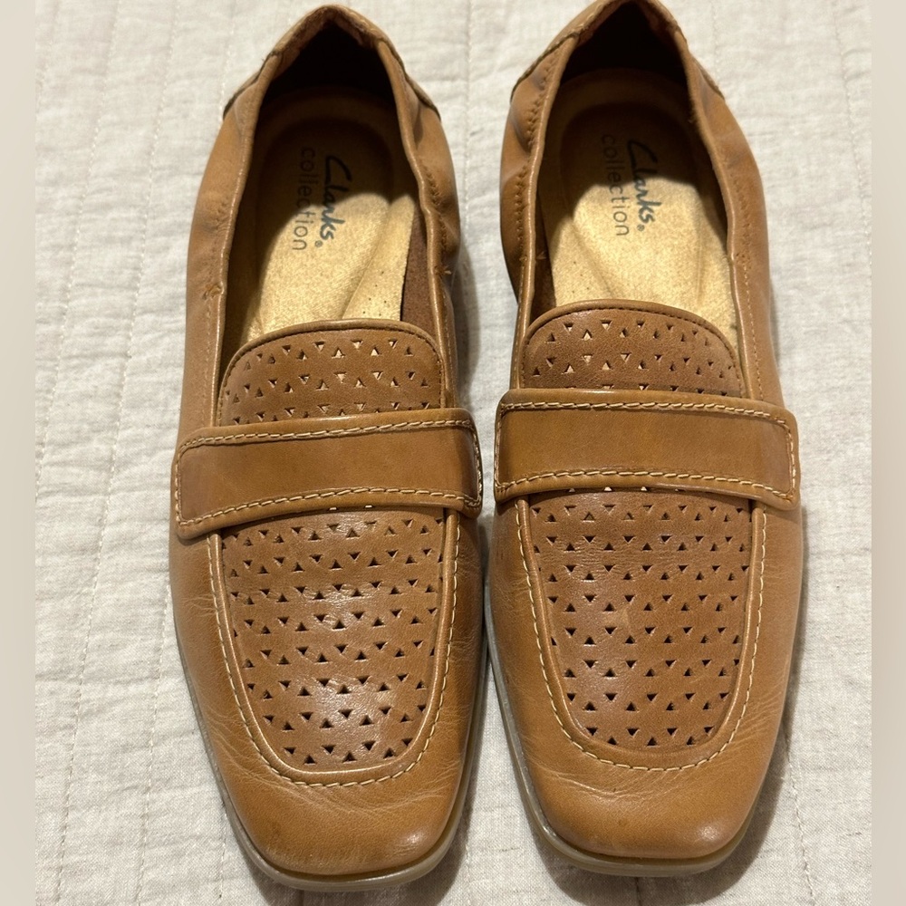 Clarks Tan Shoes Womens 9